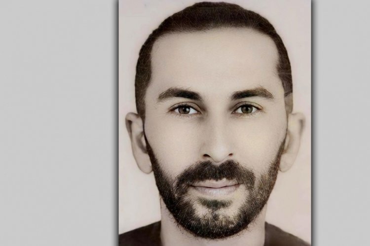 Akrabasını evinin &ouml;n&uuml;nde pompalı t&uuml;fekle &ouml;ld&uuml;rd&uuml;