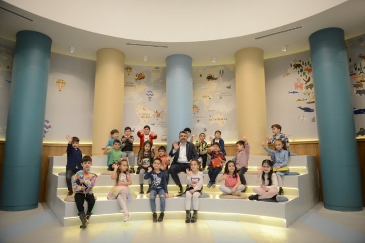 Mimar Sinan &Ccedil;ocuk K&uuml;t&uuml;phanesi ziyaret&ccedil;ilerini ağırlıyor