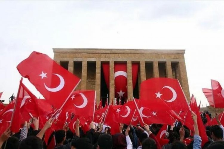 Siyasilerden 19 Mayıs mesajları