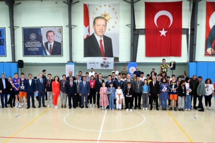 19 Mayıs Bursa Yenişehir'de coşkuyla kutlandı
