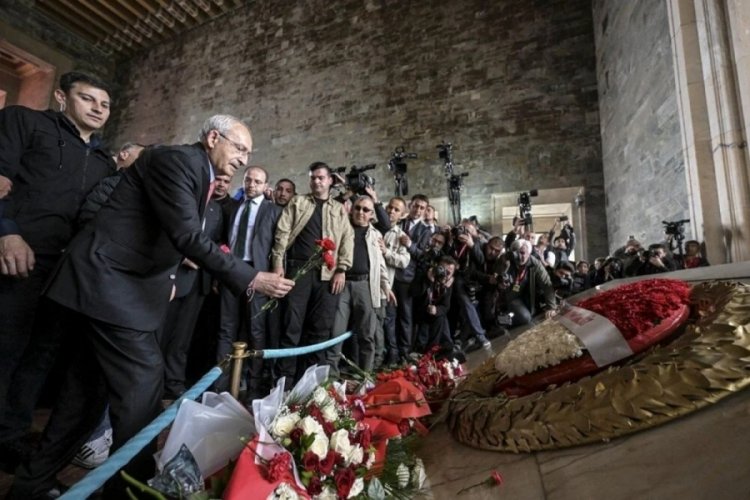 Kılı&ccedil;daroğlu Anıtkabir'i ziyaret etti