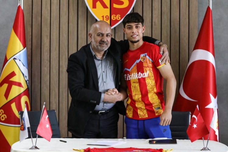 Kayserispor, Talha Sarıarslan ile s&ouml;zleşme yeniledi