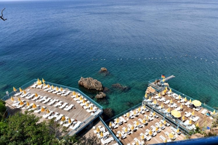 Antalya Muratpaşa'da plajlar &uuml;cretsiz