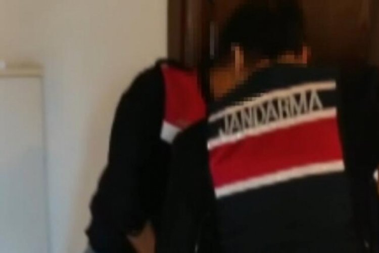 İstanbul'da iş insanını evinde gasp ettiler!