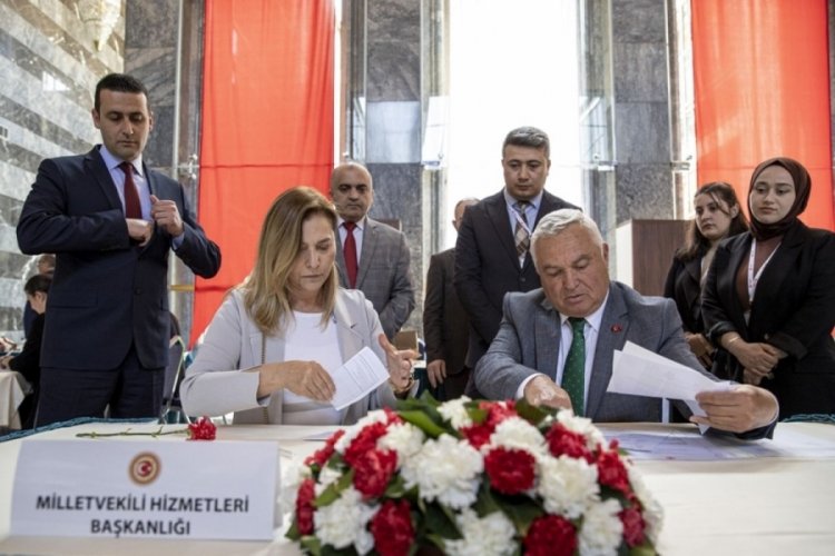 Meclis'te ilk kaydı MHP Adana Milletvekili Ayşe Sibel Ersoy yaptırdı