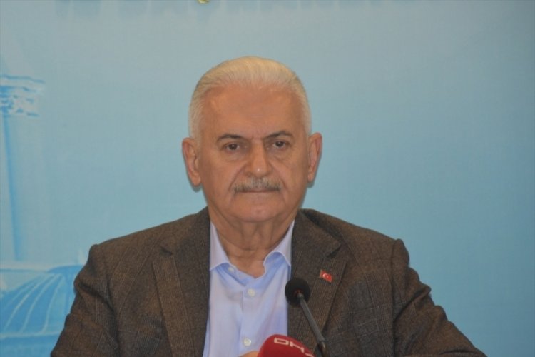 Binali Yıldırım: Bizi birbirimize d&uuml;ş&uuml;rmeye &ccedil;alışanlara asla fırsat vermeyeceğiz