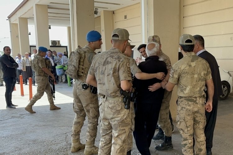 Şanlıurfa'da ailelerin arazi kavgasında ortalık kan g&ouml;l&uuml;ne d&ouml;nd&uuml;: 7 yaralı