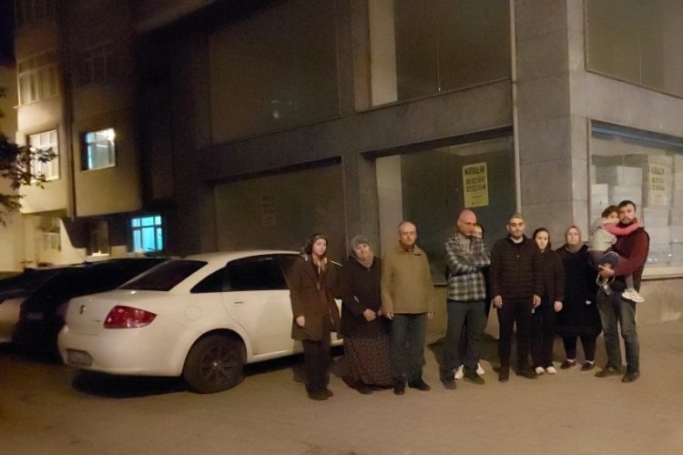 Zonguldak'ta isk&acirc;n sorunu y&uuml;z&uuml;nden apartmanın elektriği kesildi