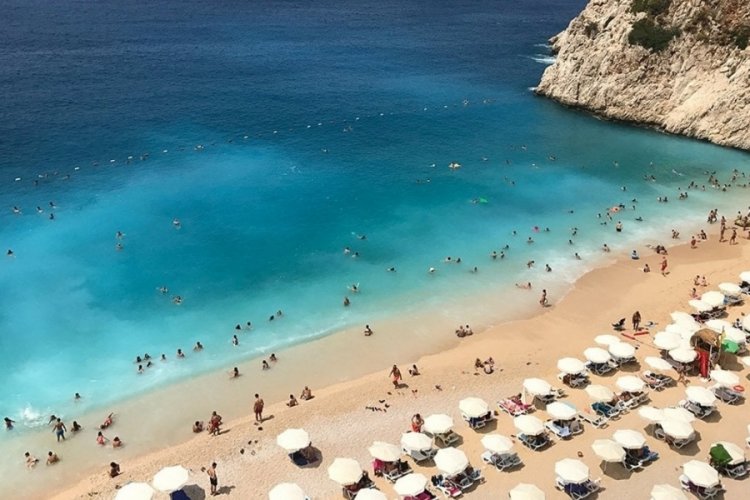 Turizm sekt&ouml;r&uuml; aradığını yine bulamadı