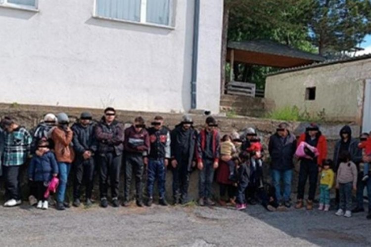 Botla Bulgaristan'a ka&ccedil;maya &ccedil;alışan 27 g&ouml;&ccedil;men yakalandı!