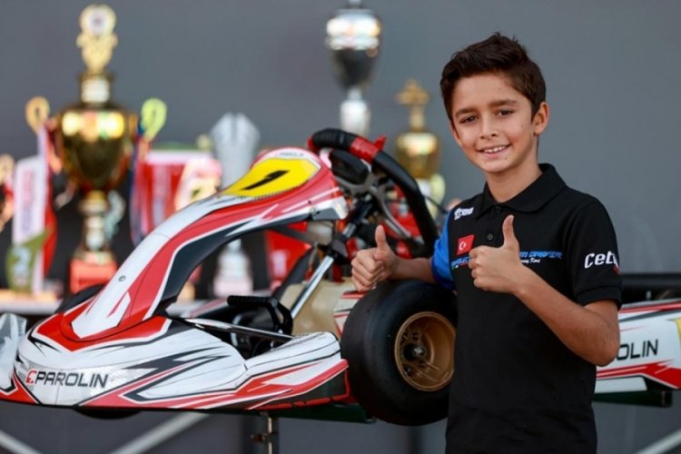Milli karting sporcusu 11 yaşındaki Z&uuml;lfikari, FIA sıralamasında zirvede yer aldı