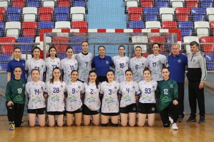 Bursa B&uuml;y&uuml;kşehir Belediyespor Kadın Hentbol Takımı Ortahisar Belediyespor'u mağlup etti