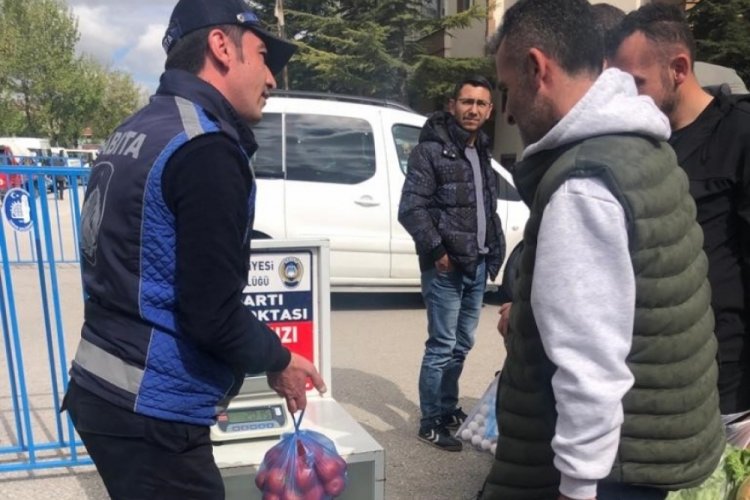 &Ccedil;orum'da zabıta ekipleri semt pazarlarında denetim yaptı