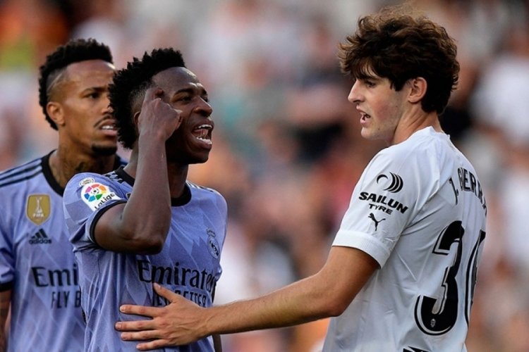 Vinicius, ırk&ccedil;ı hakaretlerin cezalandırılmasını istedi