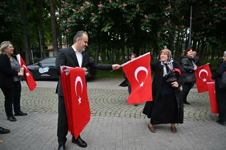 Bursalılar &Ccedil;anakkale yolunda