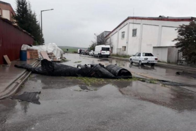 &Ccedil;atıdan kopan par&ccedil;alar &uuml;zerine d&uuml;şt&uuml;! 5 g&uuml;n sonra &ouml;ld&uuml;
