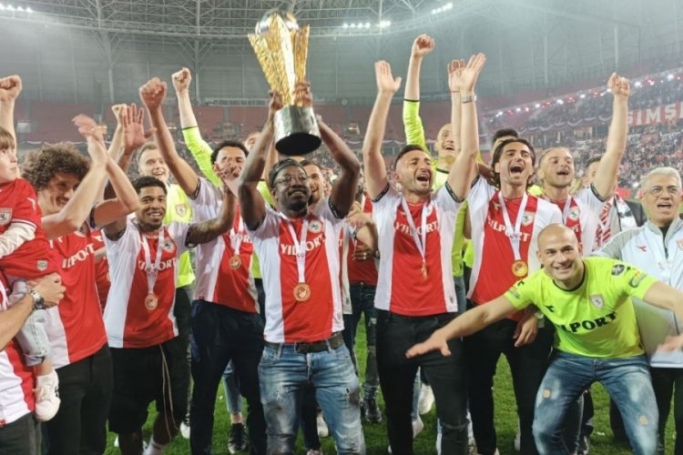 Samsunspor ligin altını &uuml;st&uuml;ne getirdi