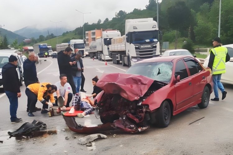 Samsun'da otomobil ile tır &ccedil;arpıştı: 1 yaralı