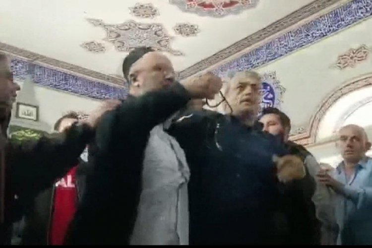 '28 Mayıs akşamı silahlarınızı ayarlayın' &ccedil;ağrısı yapan imam a&ccedil;ığa alındı