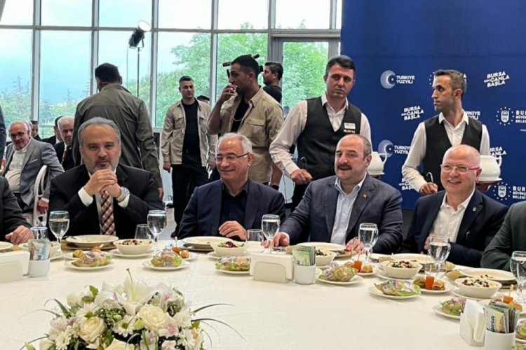 Mustafa Varank'tan Bursa'da flaş Abd&uuml;llatif Şener a&ccedil;ıklaması