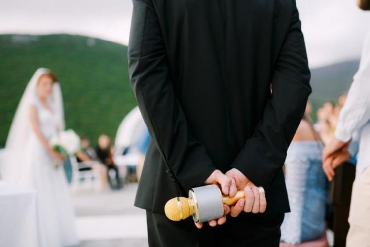 Damat, d&uuml;ğ&uuml;n t&ouml;reninde ihaneti ifşa etti!