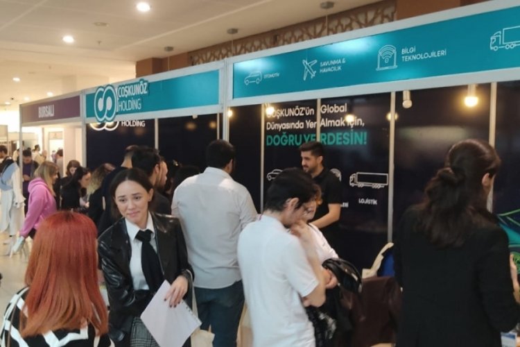 BU&Uuml; Kariyer Fuarı binlerce &ouml;ğrenciyi ağırladı