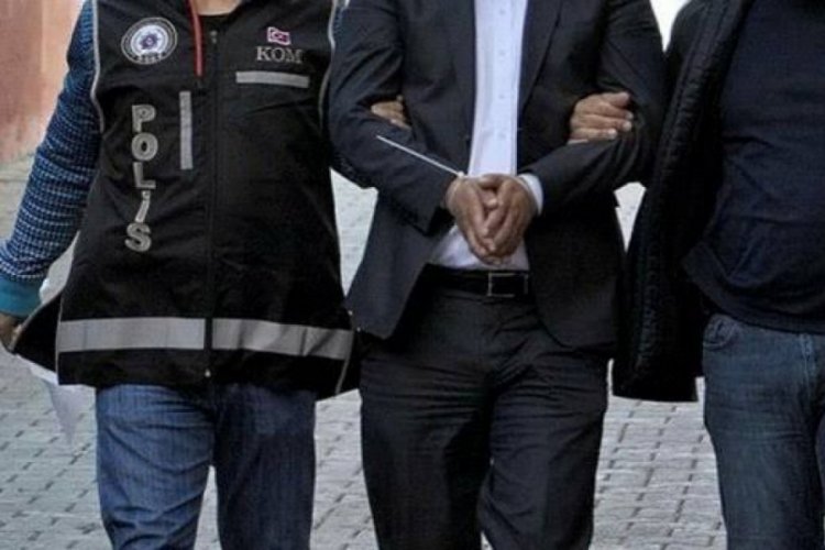 İzmir'de tarım serasına uyuşturucu operasyonu: 3 g&ouml;zaltı