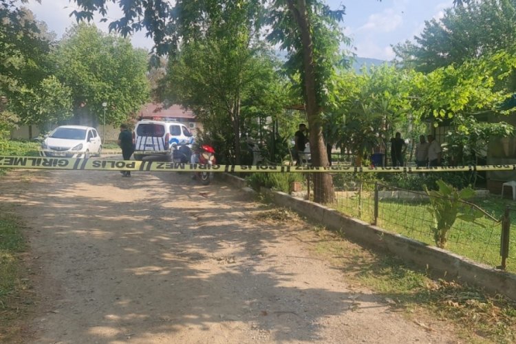 İzmir'de tartıştığı emekli doktoru başından vurdu
