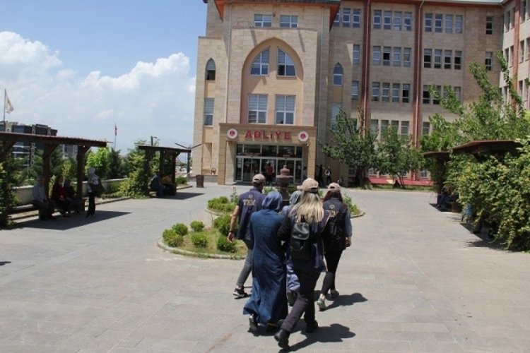 Kahramanmaraş'ta FET&Ouml; operasyonu: 2 tutuklama