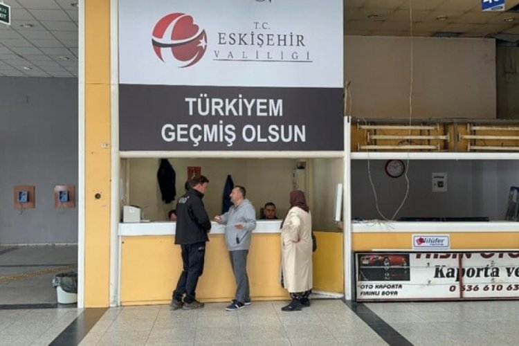 Eskişehir'deki depremzedeler se&ccedil;im i&ccedil;in memleketlerine gidiyor