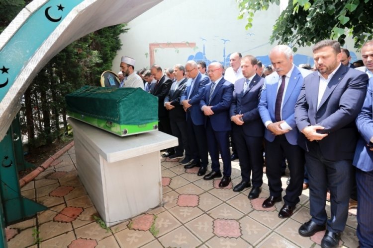 Canpolat Recep Oru&ccedil;'un cenaze t&ouml;renine katıldı