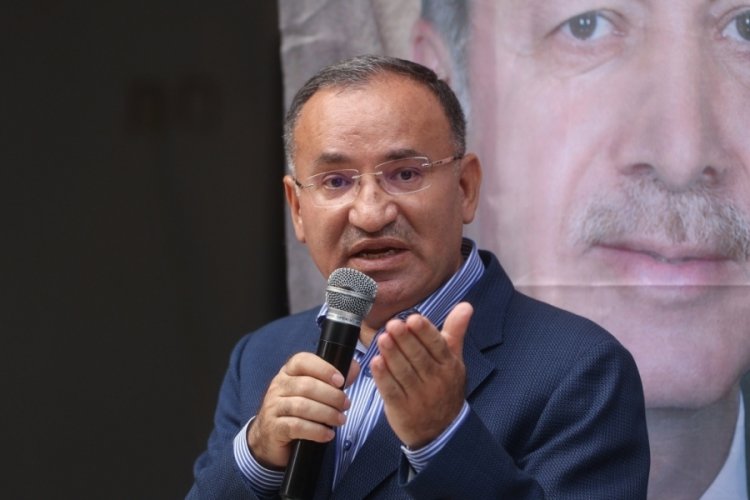 Bekir Bozdağ: Bizim &uuml;lkemizin hayrını, Amerika mı d&uuml;ş&uuml;n&uuml;yor?