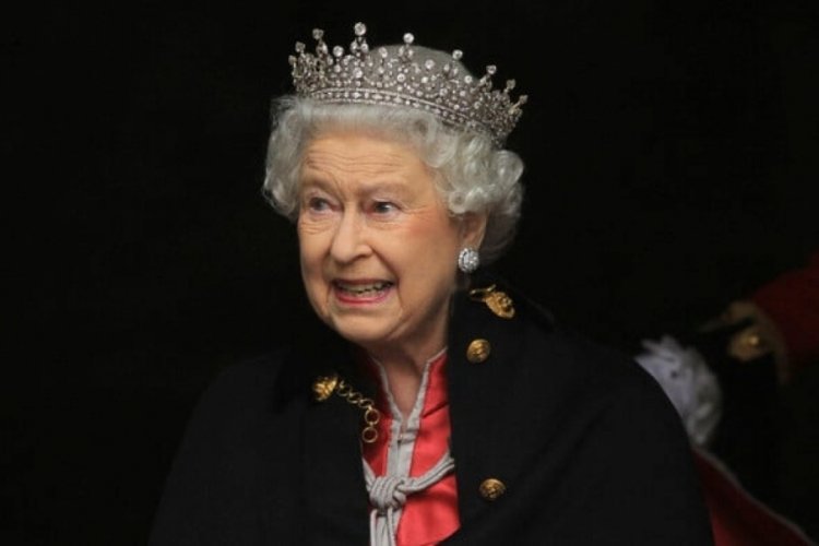 FBI a&ccedil;ıkladı: Krali&ccedil;e 2. Elizabeth'e suikast planı!