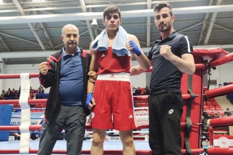 Elazığlı boks&ouml;rlerden 3 bronz madalya