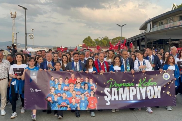 Poyraz'ın Kızları'ndan Mudanya'da şampiyonluk y&uuml;r&uuml;y&uuml;ş&uuml;
