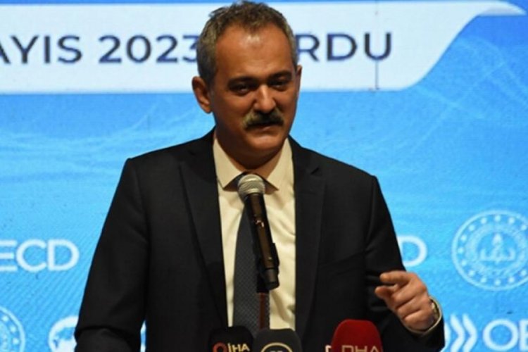 Bakan &Ouml;zer'den rehber &ouml;ğretmenlere m&uuml;jde!