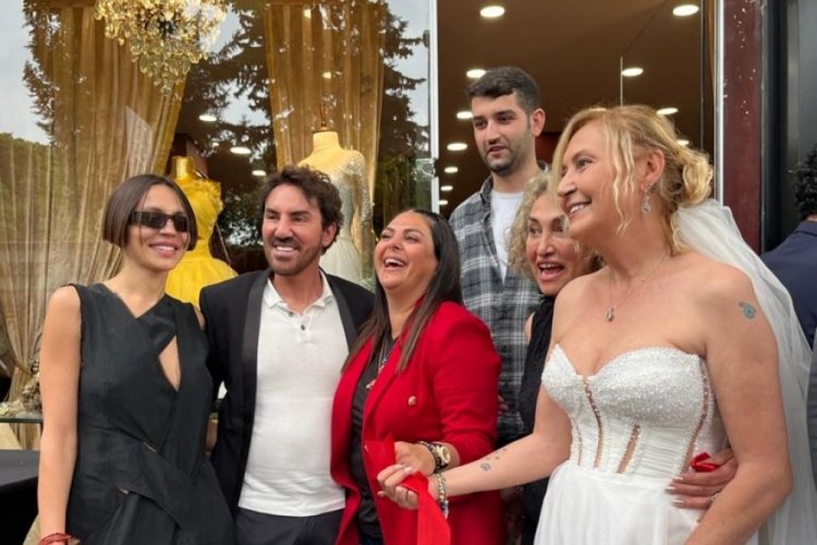 &Uuml;nl&uuml; isimler Bursa'da a&ccedil;ılışta bir araya geldi&nbsp;
