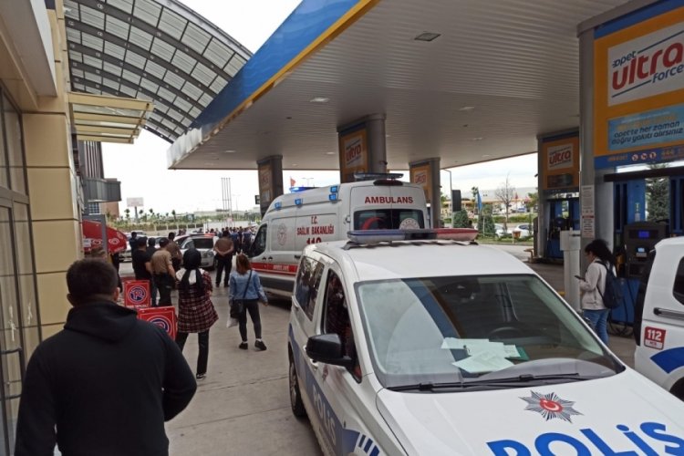 Başkent'te d&uuml;ğ&uuml;n konvoyu kavgası: 5 yaralı