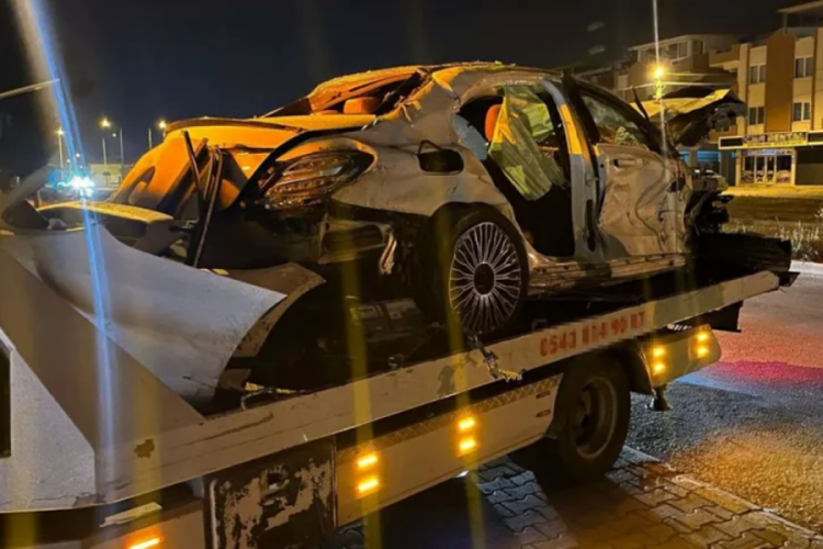 Aydın'da konsere giderken canından oldu: 1 &ouml;l&uuml;, 1 yaralı