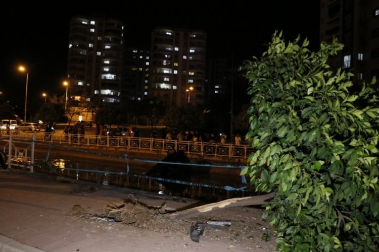Adana'da otomobil sulama kanalına d&uuml;şt&uuml;: 1 &ouml;l&uuml;