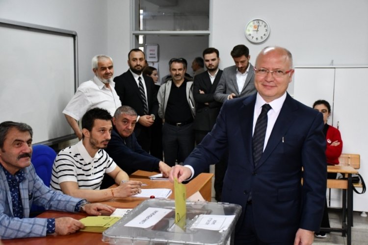 Davut G&uuml;rkan, Cumhurbaşkanı Se&ccedil;imi ikinci turunda oyunu kullandı