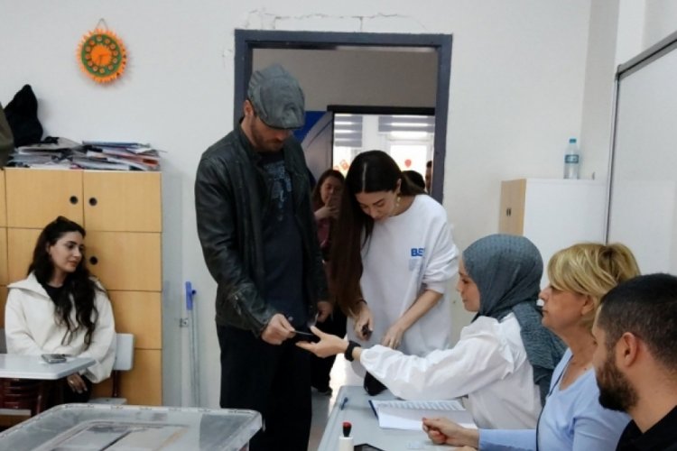 Kıvan&ccedil; Tatlıtuğ oyunu kullandı