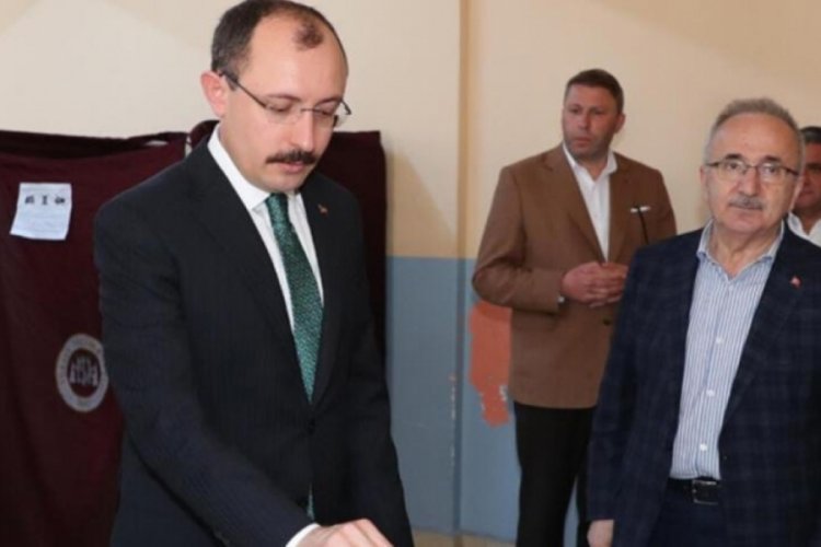 Bakan Muş'un oy kullandığı sandıktan Erdoğan &ccedil;ıktı
