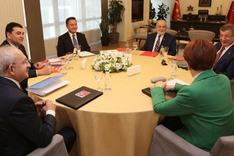 Millet İttifakı liderlerinden CHP'de gece yarısı toplantısı