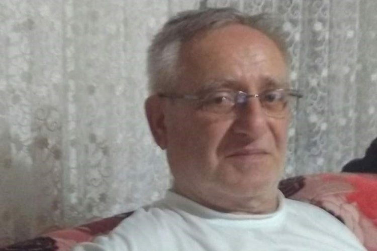 Se&ccedil;im zaferini kutlamak isterken tutukluk yapan silahı ile kendini vurdu