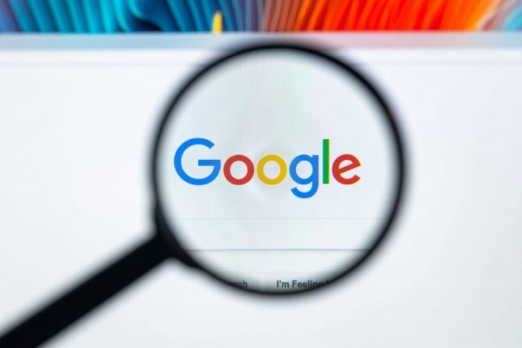 Yapay zeka destekli Google Arama testleri başladı