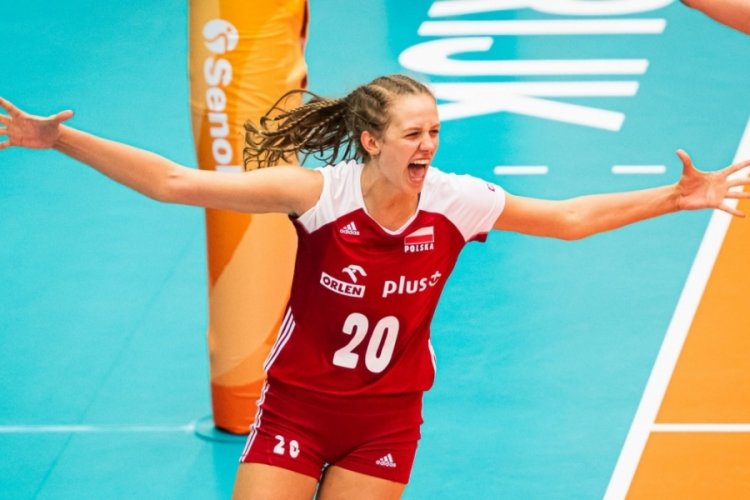 Eczacıbaşı Dynavit, Martyna Czyrnianska'yı transfer etti