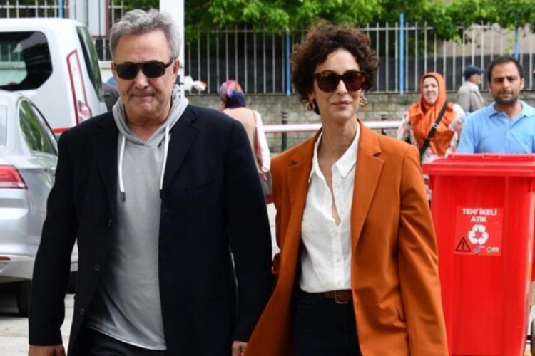 Arzum Onan ile Mehmet Aslantuğ &ccedil;ifti boşandı!
