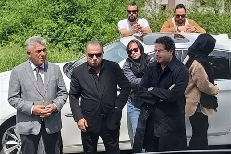 Fatih Terim Serdar G&uuml;zelaydın'ın annesinin cenaze t&ouml;renine katıldı