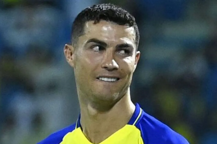 Cristiano Ronaldo M&uuml;sl&uuml;man mı oldu?